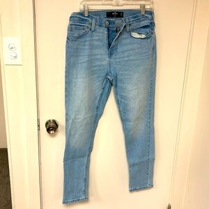 Hollister Epic Flex 5 Pocket Taper Jeans